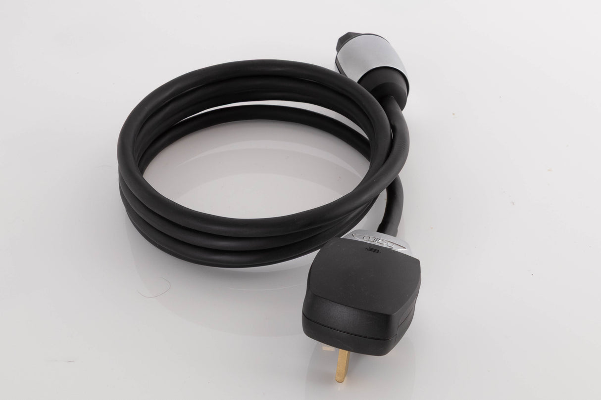Right side view of a used Naim Powerline Mains Cable