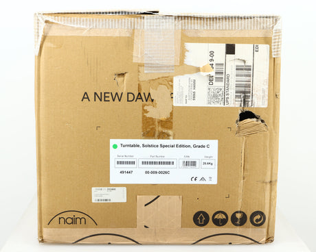 Box for a Naim Solstice Special Edition Turntable in a black finish
