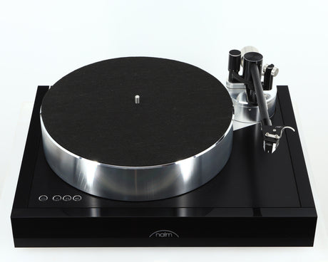 Front view of a used Naim Solstice Special Edition Turntable in a black finish