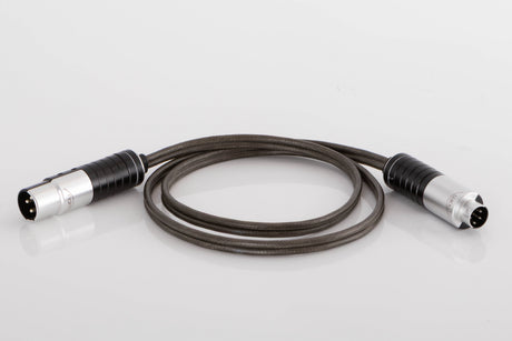 Front view of a used Naim Super Lumina 4 PIN DIN-XLR 1.0m Interconnect Cable