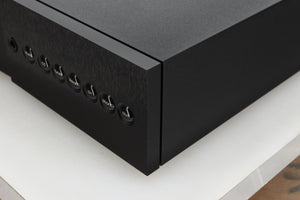 Front right corner view of a used Naim SUPERNAIT 3 Integrated Amplifier 