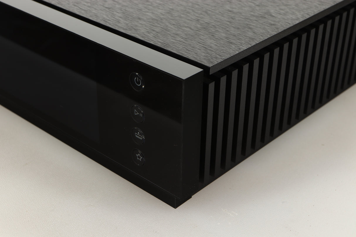 Front right corner view of a used Naim Uniti Atom HDMI Integrated System 