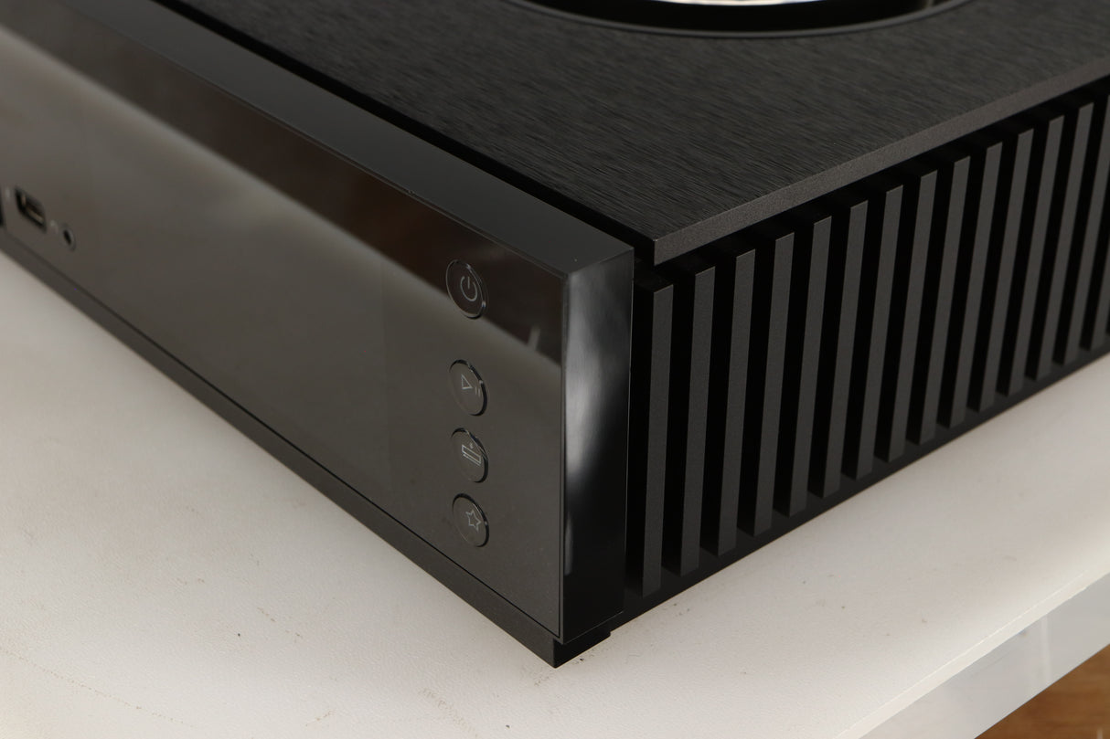 Front right corner of a used Naim Uniti Nova Integrated System in a black finish