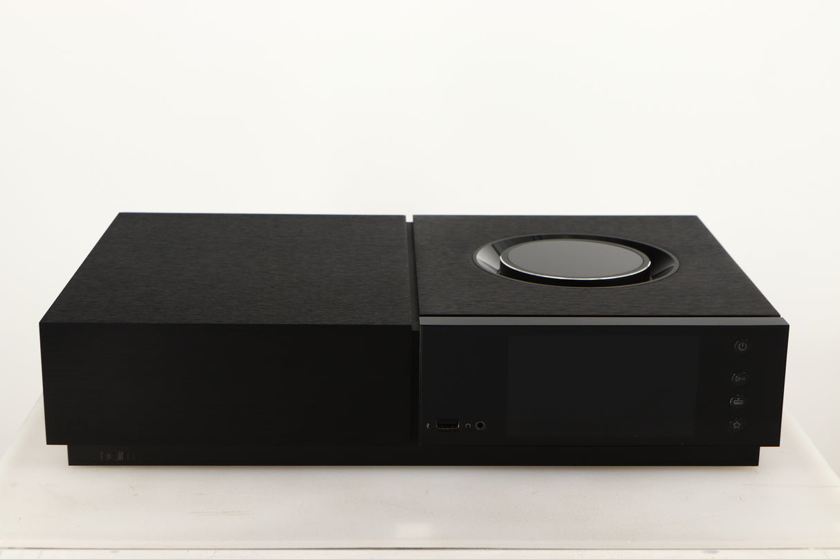 Front view of a used Naim Uniti Nova Integrated System in a black finish