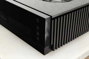 Front right corner of a Naim Uniti Nova Power Edition Streaming System in a black finish