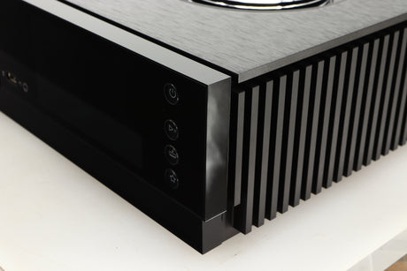 Front right corner of a Naim Uniti Nova Power Edition Streaming System in a black finish