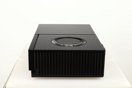 Right side view of a Naim Uniti Nova Power Edition Streaming System in a black finish