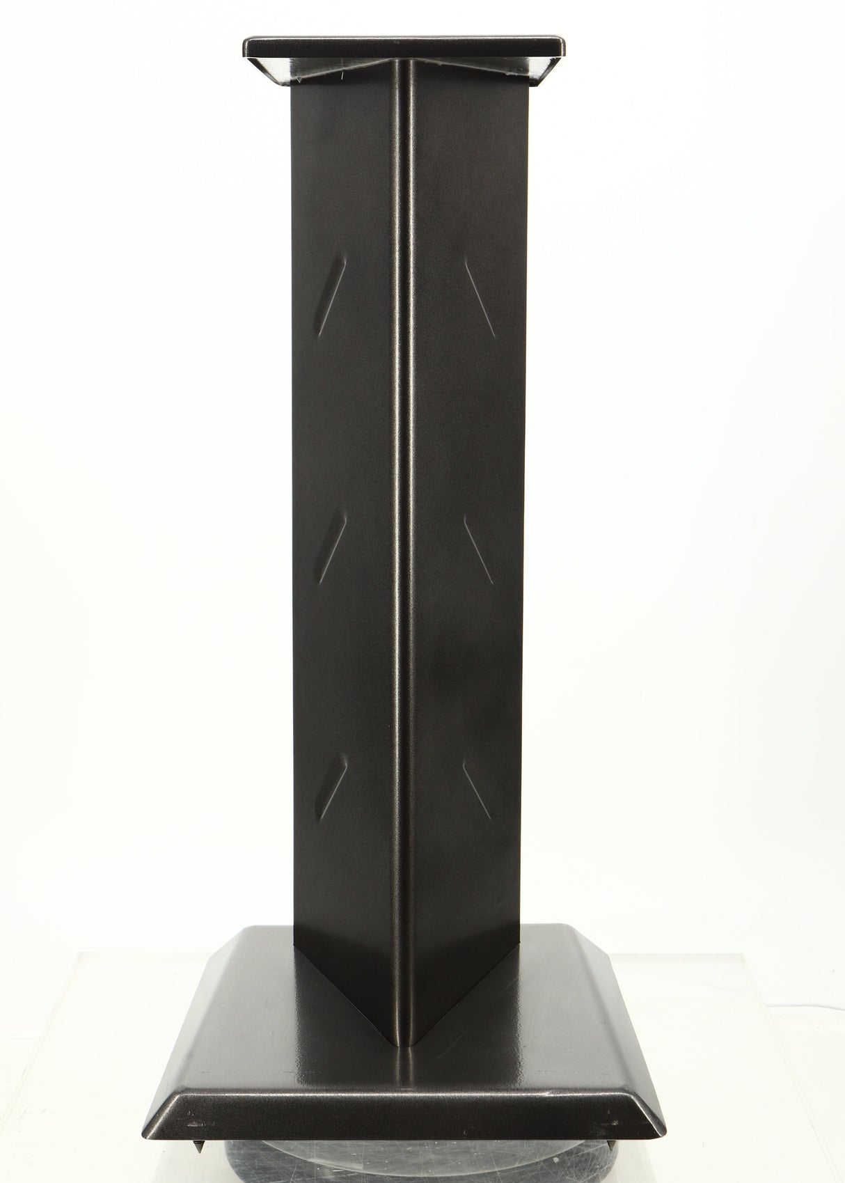 Front view of a used Partington Dreadnought Ultima 60cm Speaker Stand in a black mirror finish