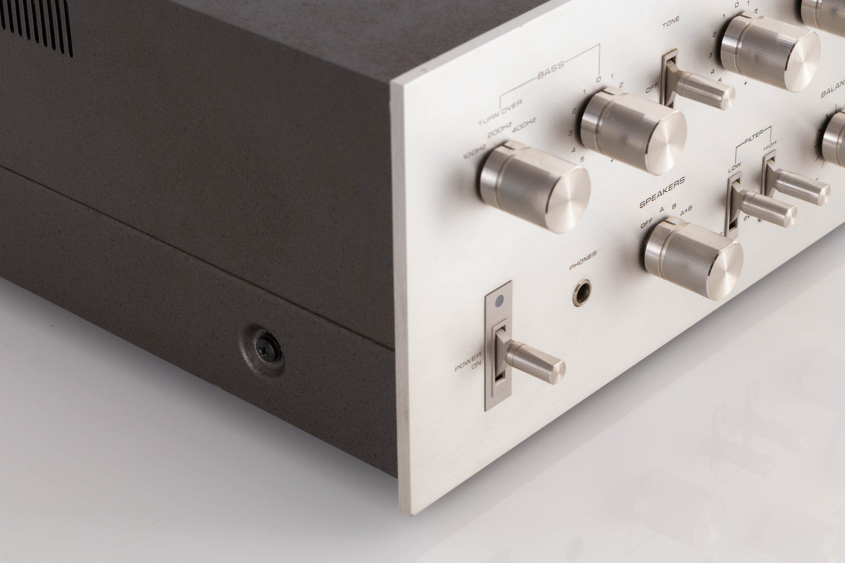 Front left corner view of a used Pioneer SA-8500 II Integrated Amplifier