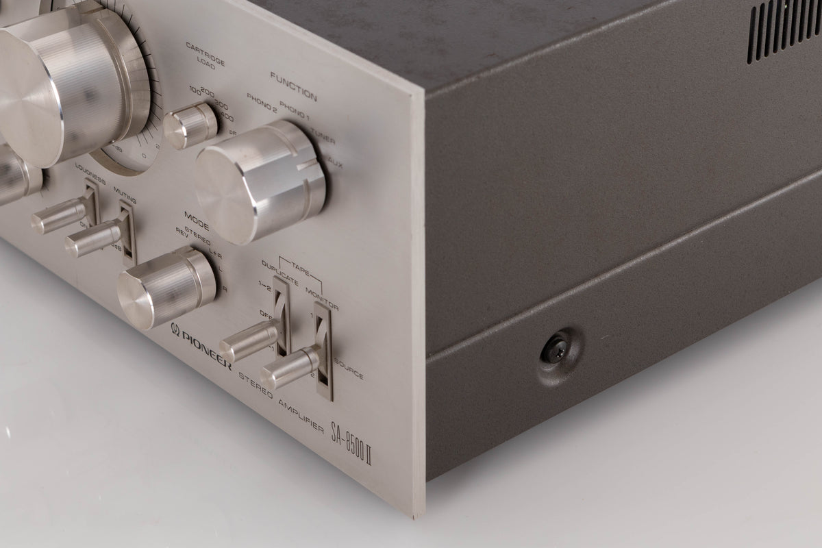 Front right corner view of a used Pioneer SA-8500 II Integrated Amplifier