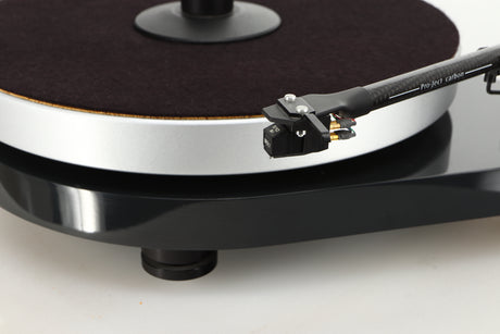 Front right corner view of a used Pro-Ject RPM5 Turntable in Black finish with Ortofon 510 MkII Cartridge
