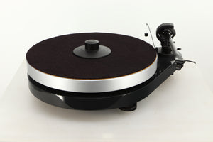 Front view of a used Pro-Ject RPM5 Turntable in Black finish with Ortofon 510 MkII Cartridge