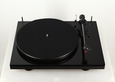 Front view of a used Project Debut Carbon Evo DC Turntable in a black finish