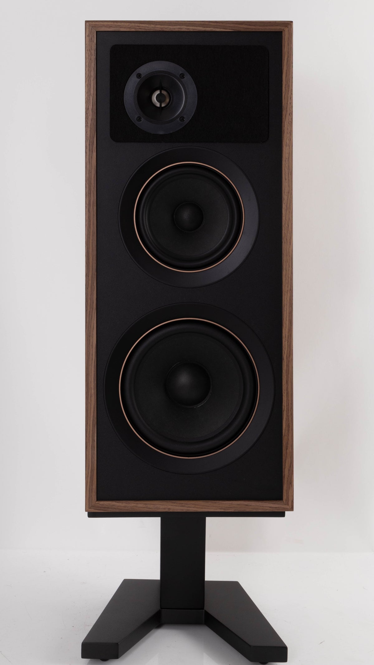 Front view of a used PSB Passif-50 Anniversary Edition Standmount Speaker in a Walnut finish