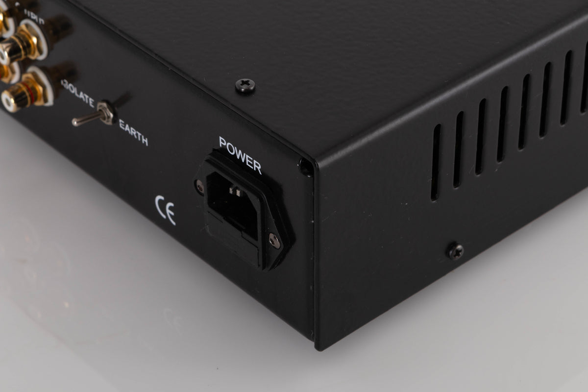 Rear right corner view of a used Puresound P-10 Phonostage