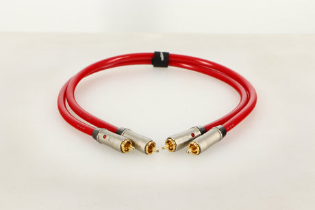 Front view of a used pair of QED Reference Audio 1 RCA Interconnect 0.5m 