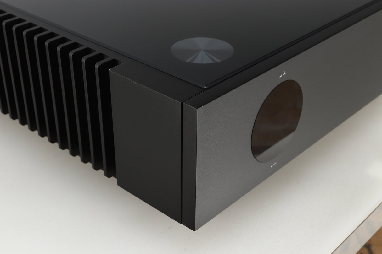 Quad Artera Pre Amplifier - Black