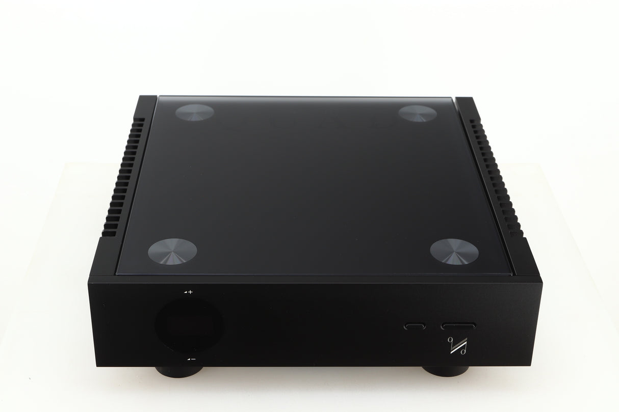 Quad Artera Pre Amplifier - Black