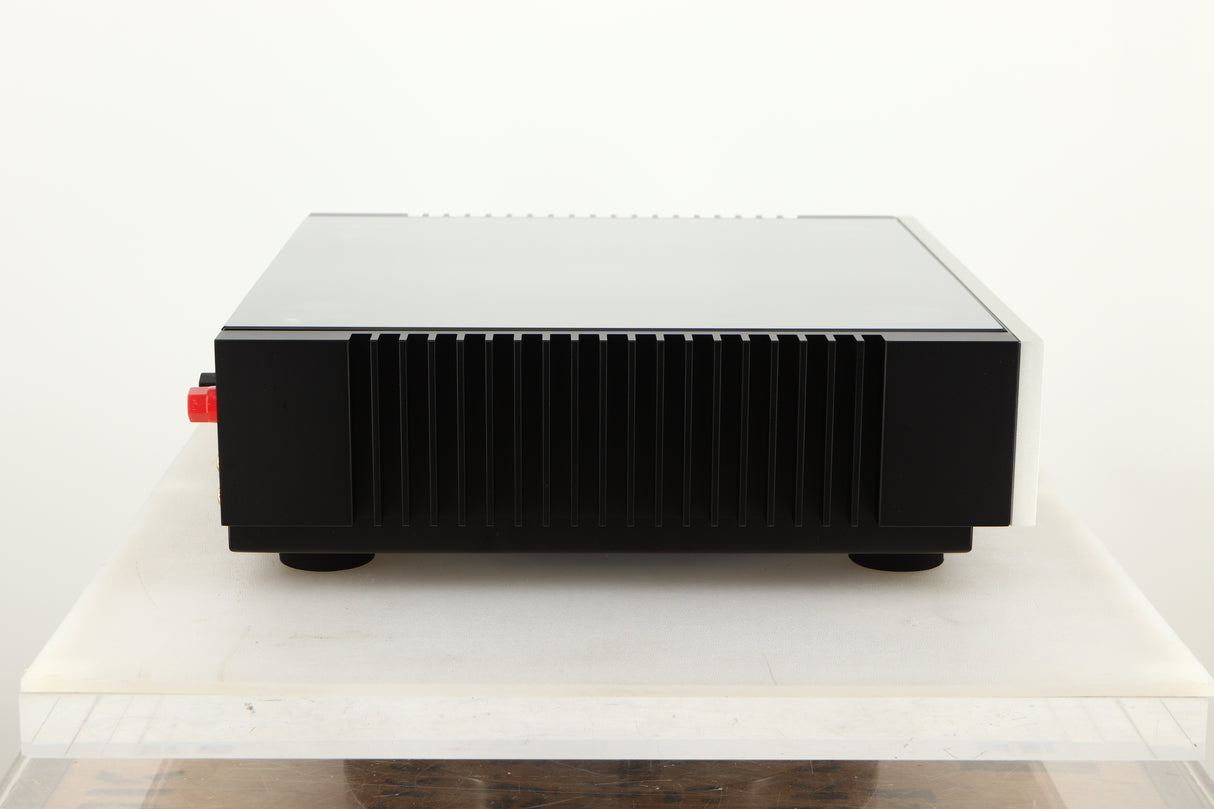 Side view of a used Quad Artera Solus Integrated System in Silver finish