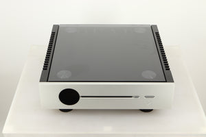 Top view of a used Quad Artera Solus Integrated System in Silver finish