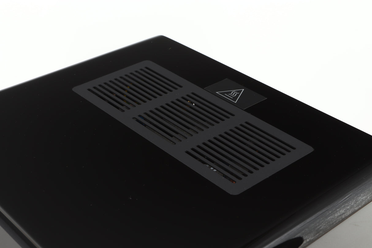 Quad Vena II Integrated Amplifier - Gloss Black