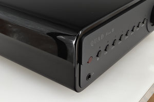 Quad Vena II Integrated Amplifier - Gloss Black