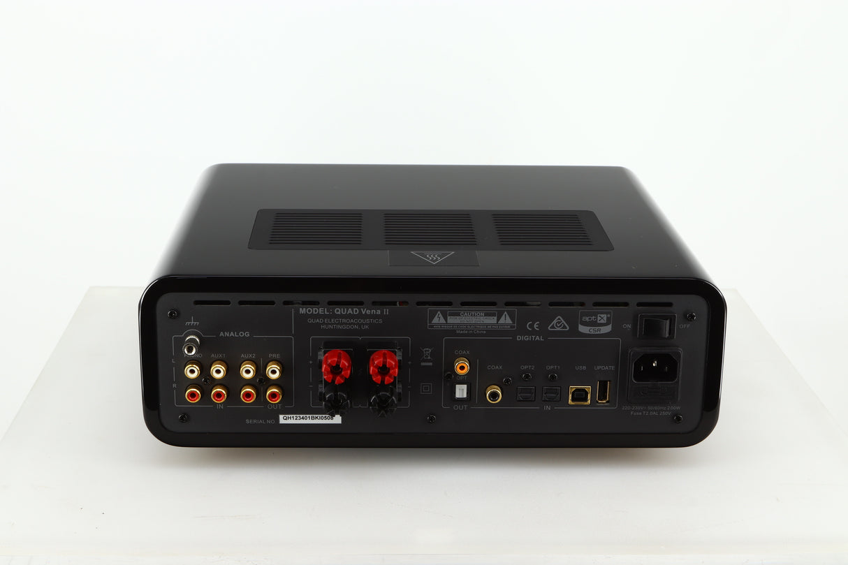 Quad Vena II Integrated Amplifier - Gloss Black