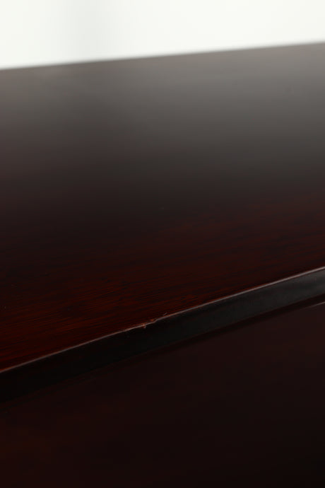 Close up of a used Quadraspire Q4 EVO Hifi Support in a dark cherry finish showing light graze on front edge of 2nd shelf