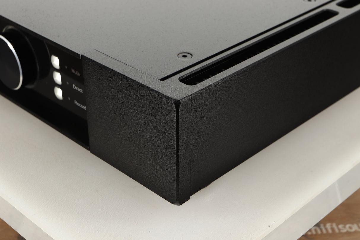 Front right corner view of a used Rega Elicit-R Integrated Amplifier