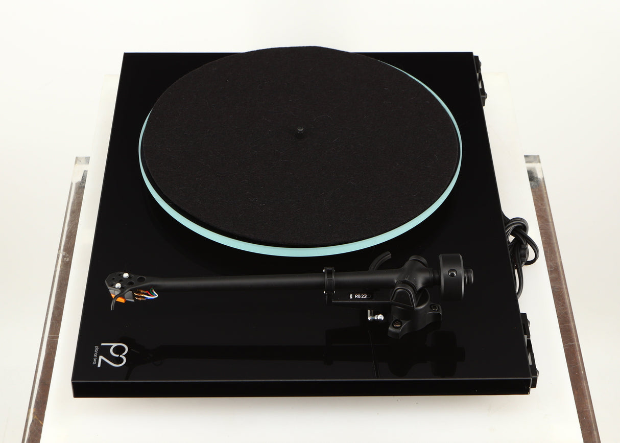 Right side view of a used Rega Planar 2 Turntable / AT-VM95EN Cartridge in a black finish