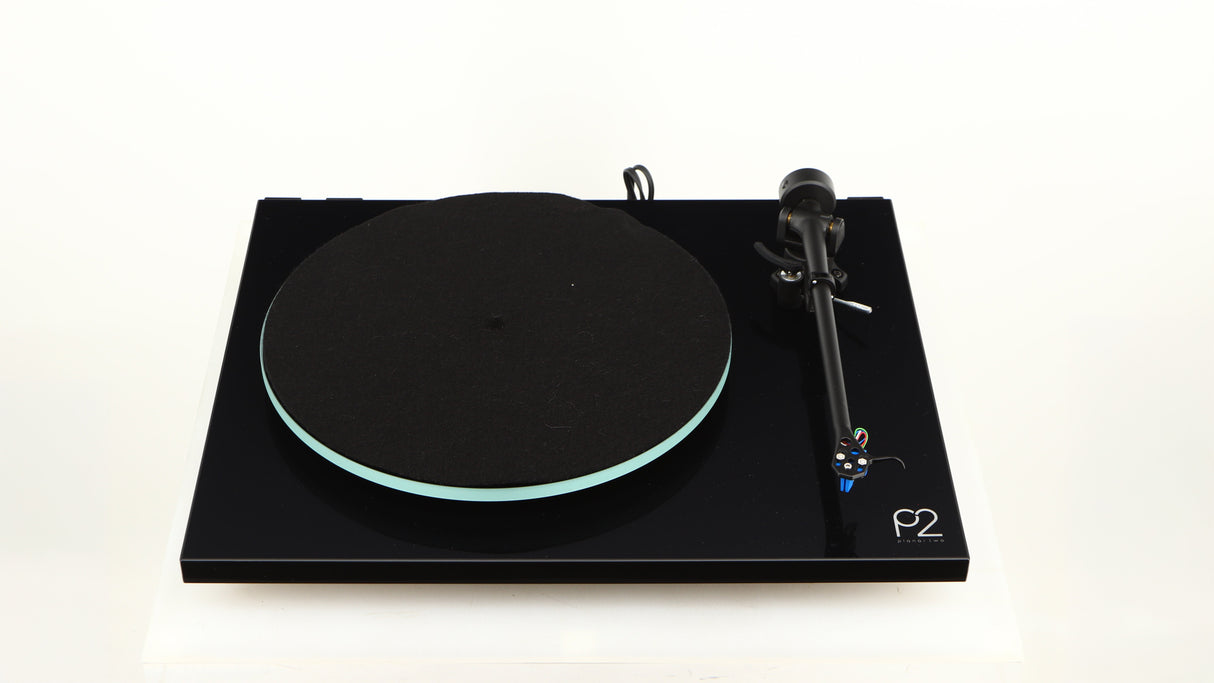 Front view of a used Rega Planar 2 / Elys 2 Cartridge in a black gloss finish