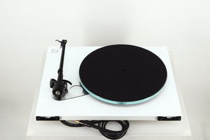 Rega Planar 3 Turntable / Elys Cartridge - White