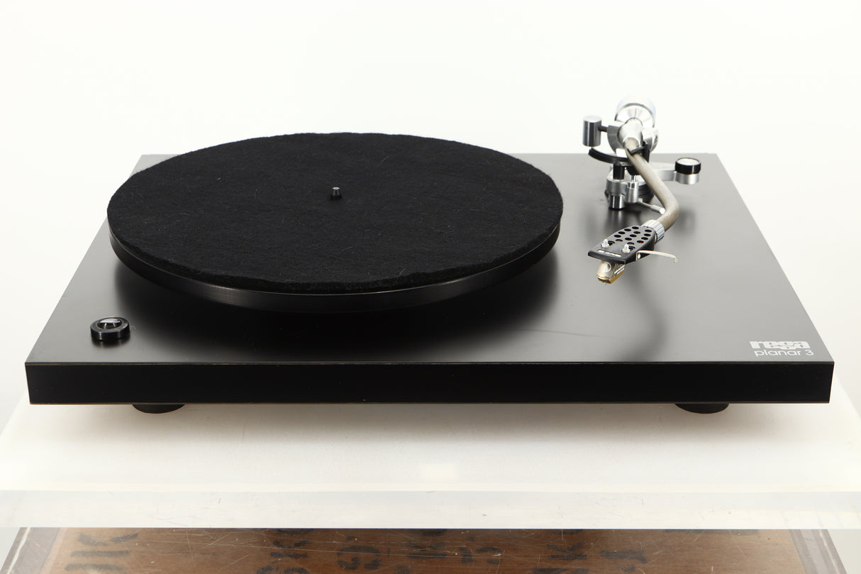 Front view of a used Rega Planar 3 Turntable