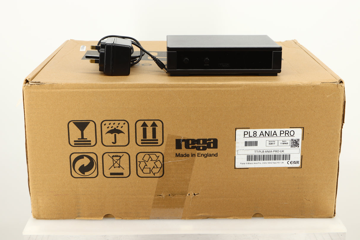Box of a used Rega Planar 8 Turntable in Black finish with an Ania Pro Cartridge