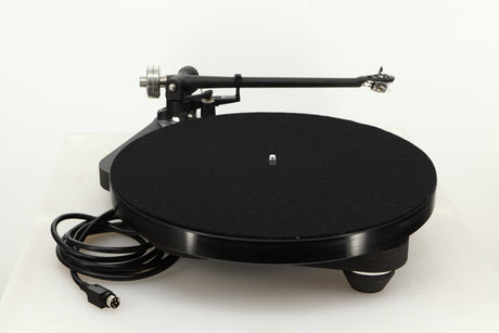 Side view of a used Rega Planar 8 Turntable with Apheta 3 MC Cartridge in Black finish 
