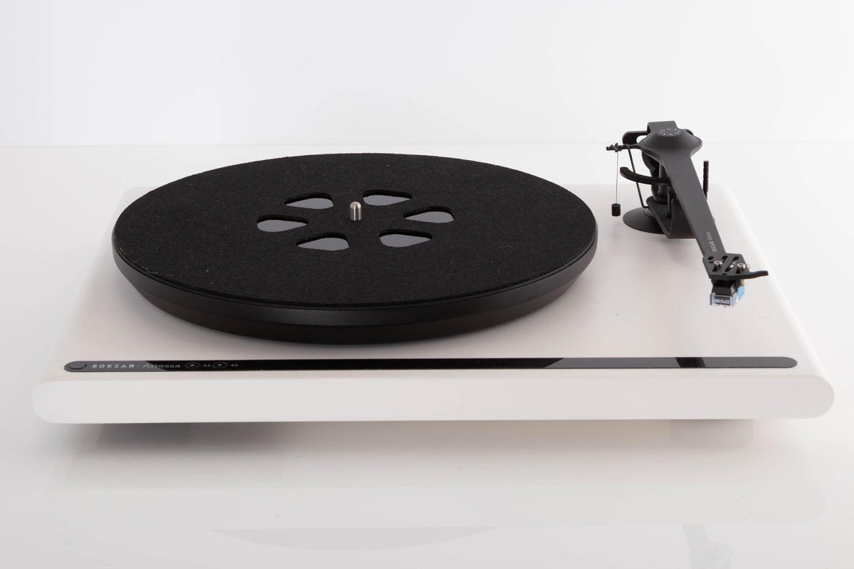 Front view of a used Roksan Attessa Turntable in White