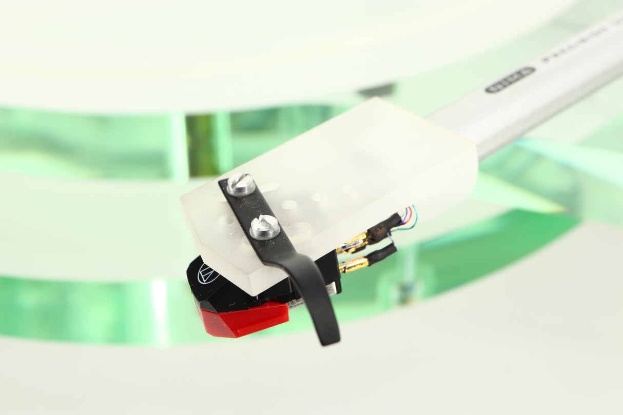 Close up of a used Roksan Radius 7 Turntable / T-VM95ML Cartridge showing cartridge