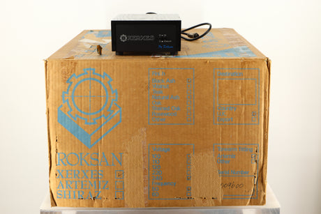Box of a used Roksan Xerxes Turntable with Tabriz Tonearm and Artaxerxes Phonostage
