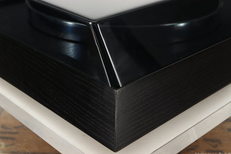 Front left corner view of a used Roksan Xerxes Turntable with Tabriz Tonearm