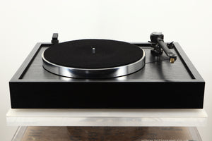 Front view of a used Roksan Xerxes Turntable with Tabriz Tonearm