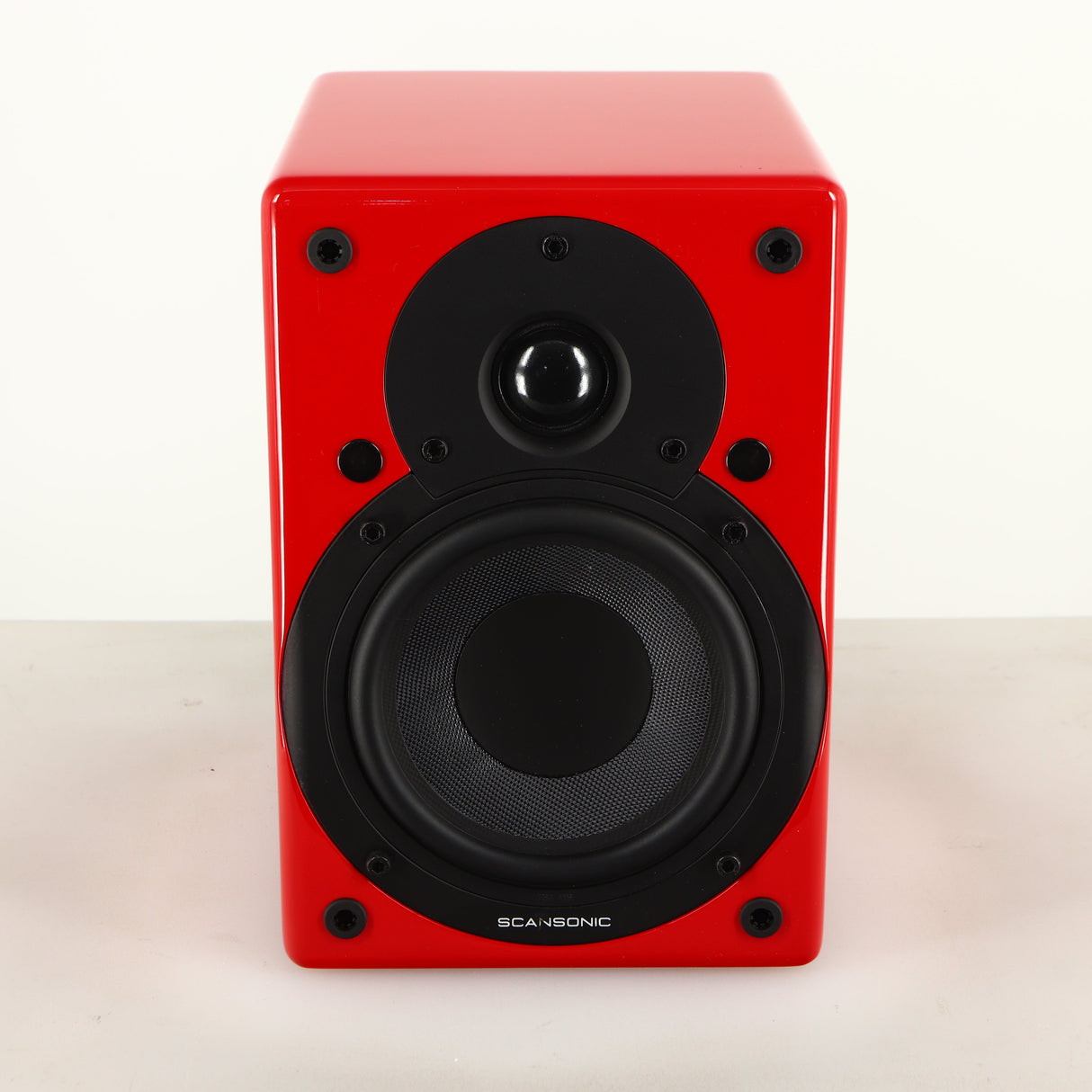 Front view of a used Scansonic S5 BT Active Bluetooth Standmount Speakers in a red finish