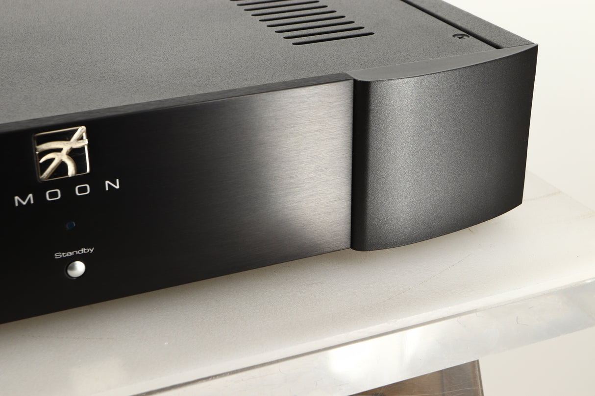 Close up view of a used Sim Audio Moon 330A Power Amplifier in Black finish