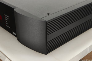 Front right corner view of a used Sim Audio Moon NEO 380D Mind 2 Streamer/DAC in Black finish