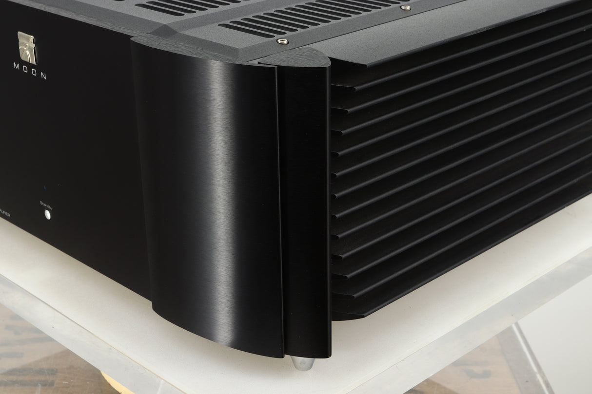 Front right corner view of a used Simaudio Moon 860A V2 Power Amplifier in black finish 