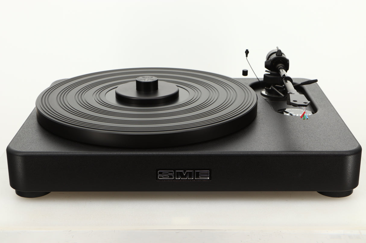Front view of a used SME Model 6 Turntable with an SME M2-9 Tonearm 