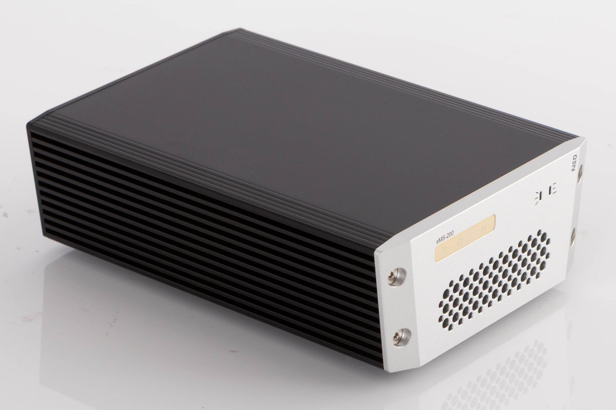 Front left corner of a used SOtM SMS-200 Network Player