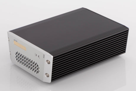 Front right corner of a used SOtM SMS-200 Network Player