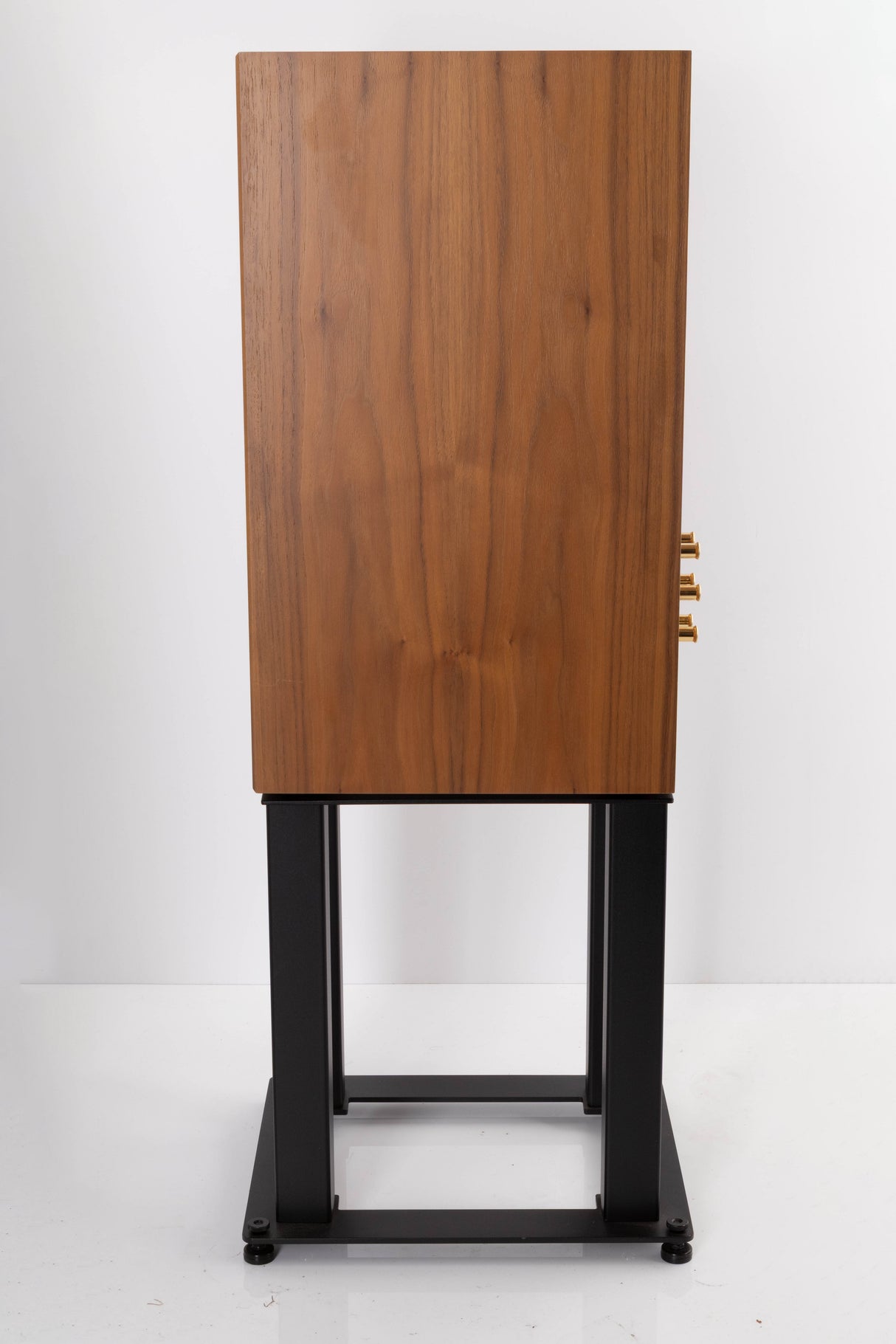 Side view of a used Spendor Classic 1/2 Standmount Speaker in Walnut finish