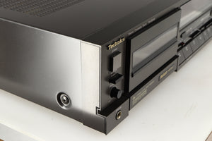 Front left corner of a used Technics RS-B905 Cassette Deck 