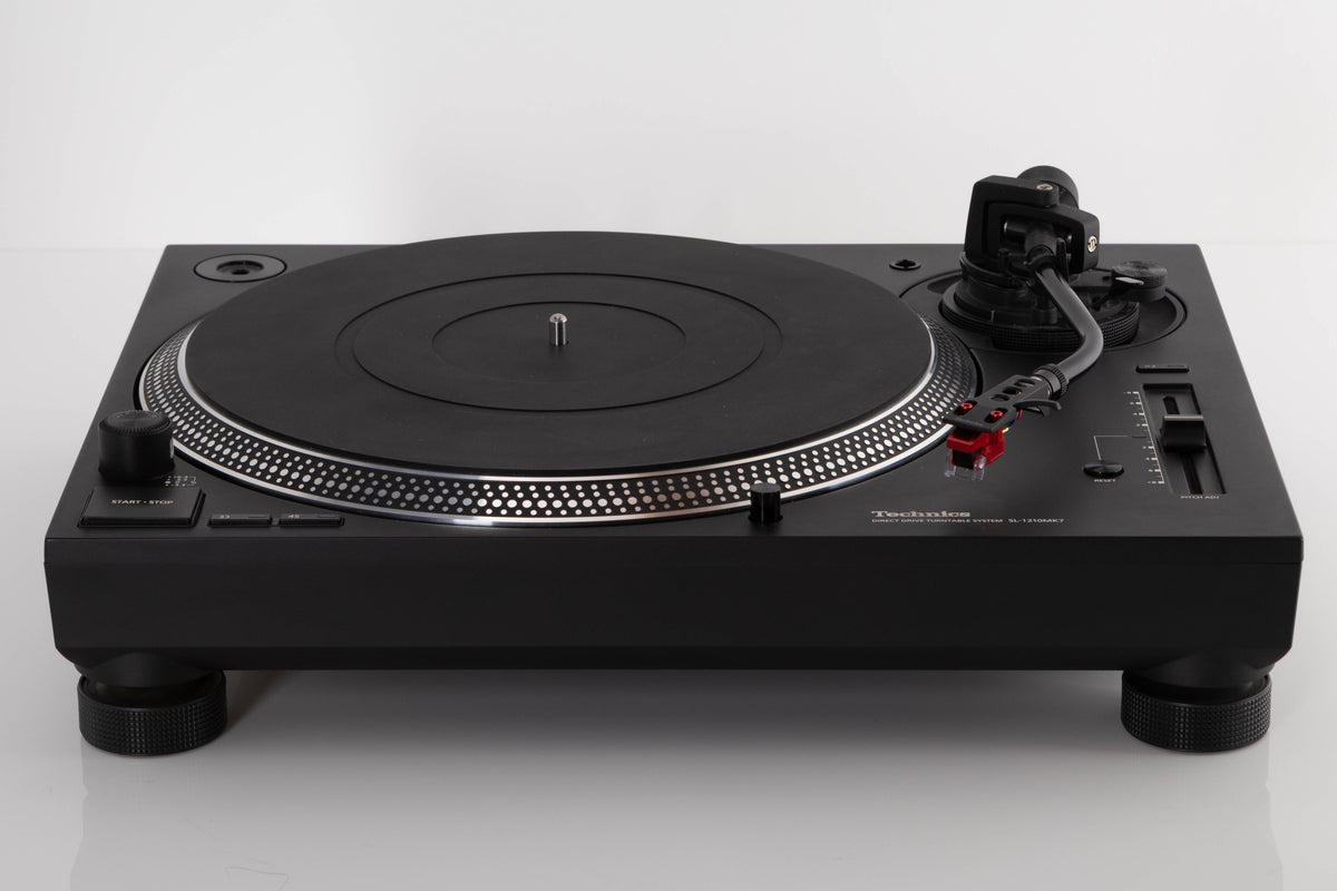 Front view of a used Technics SL-1210 MK7 Turntable with AT-40ML Cartridge